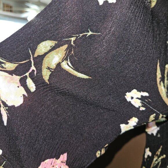 Semi Sheer Button Up Floral Women's Duster - Picture 5 of 7